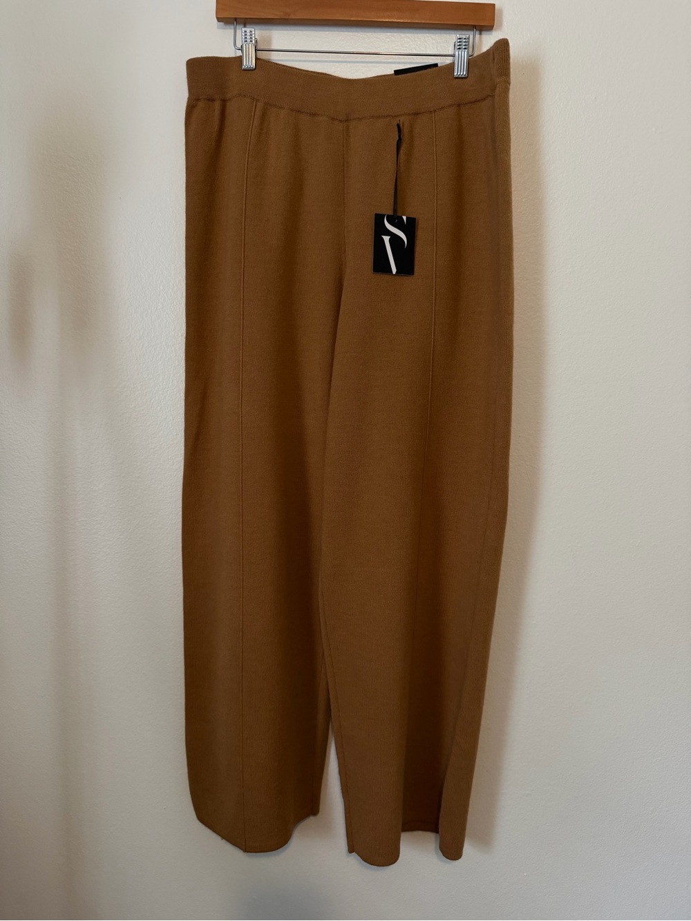 NWT Simply Vera Pants Camel Size XL Wide Leg Knit Soft Pintuck Front *Runs Large